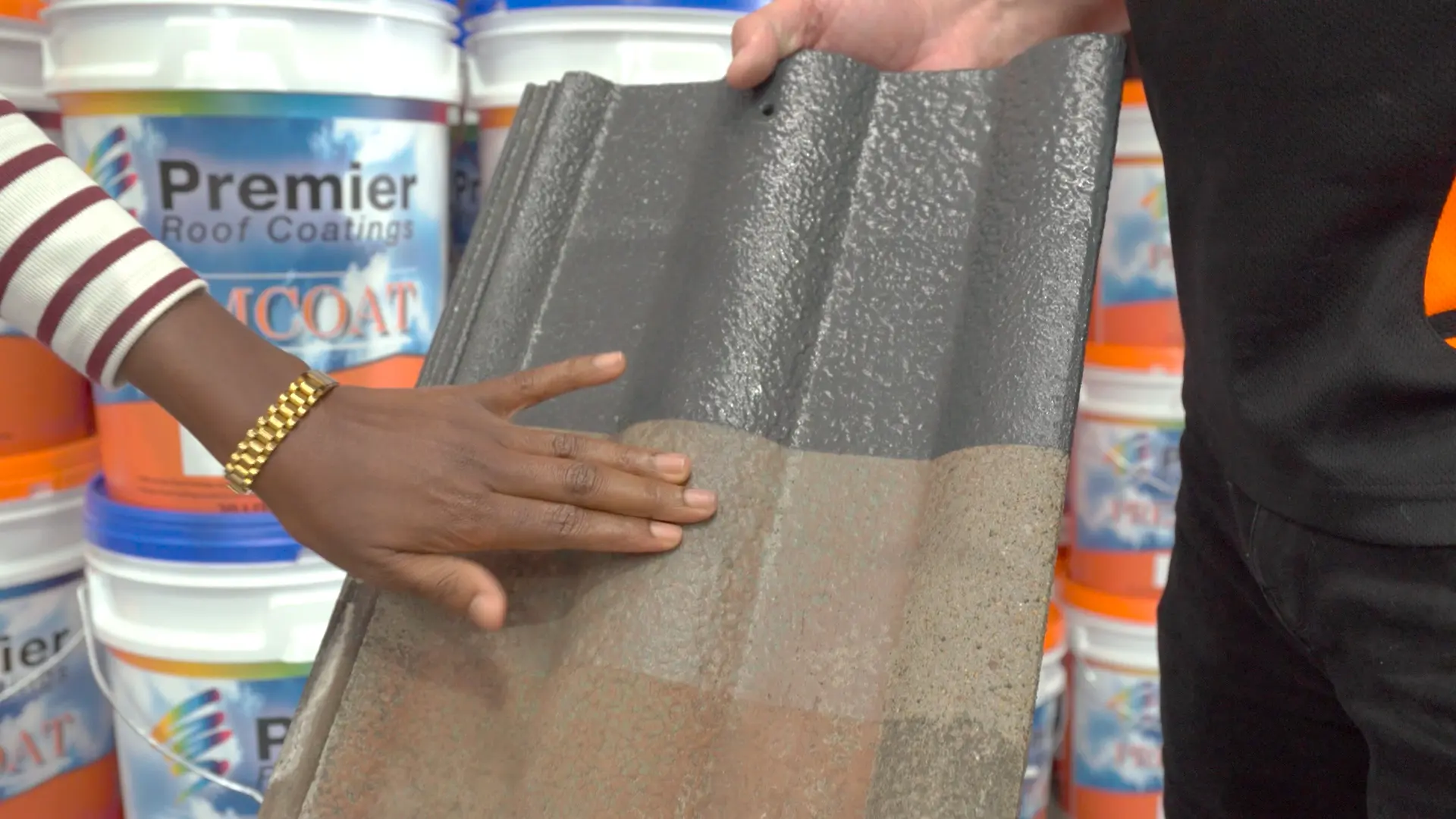 4 Advantages of Painting Roof Tiles